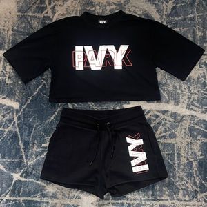 Ivy Park set
